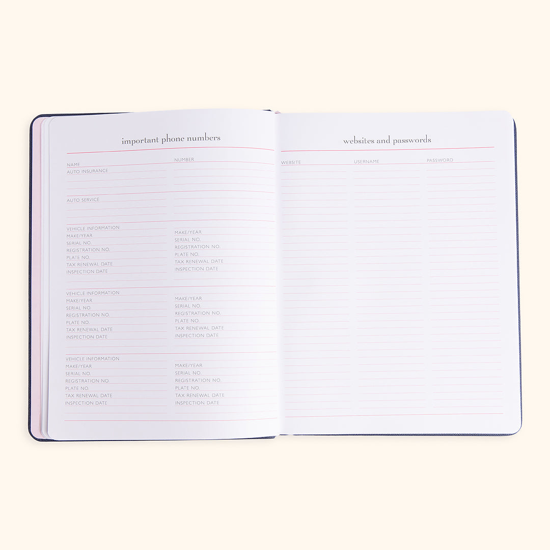 momAgenda Desktop 12-Month Planner 2026